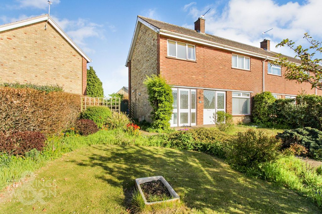 Property photo 1 of 14