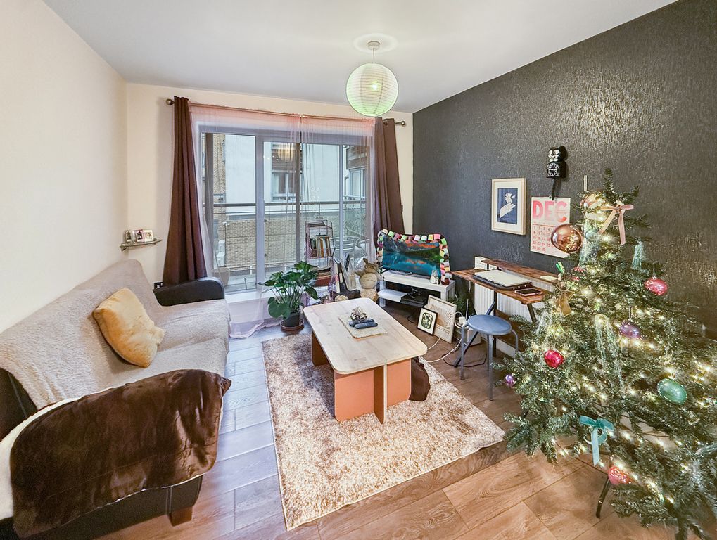 Property photo 2 of 5