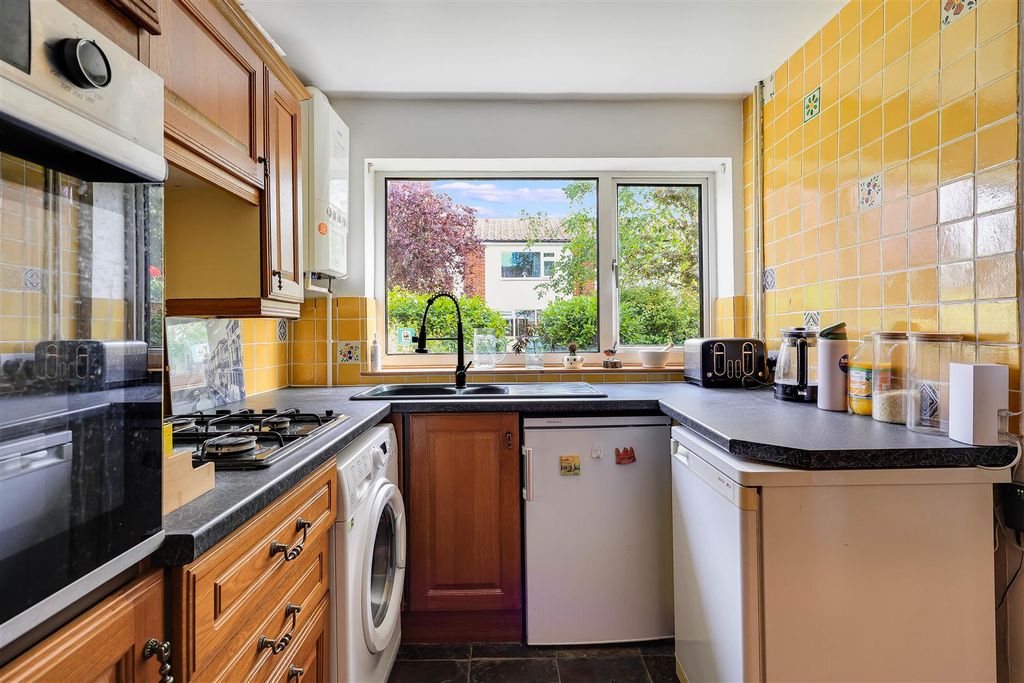 Property photo 3 of 21 Img (16).Jpg
