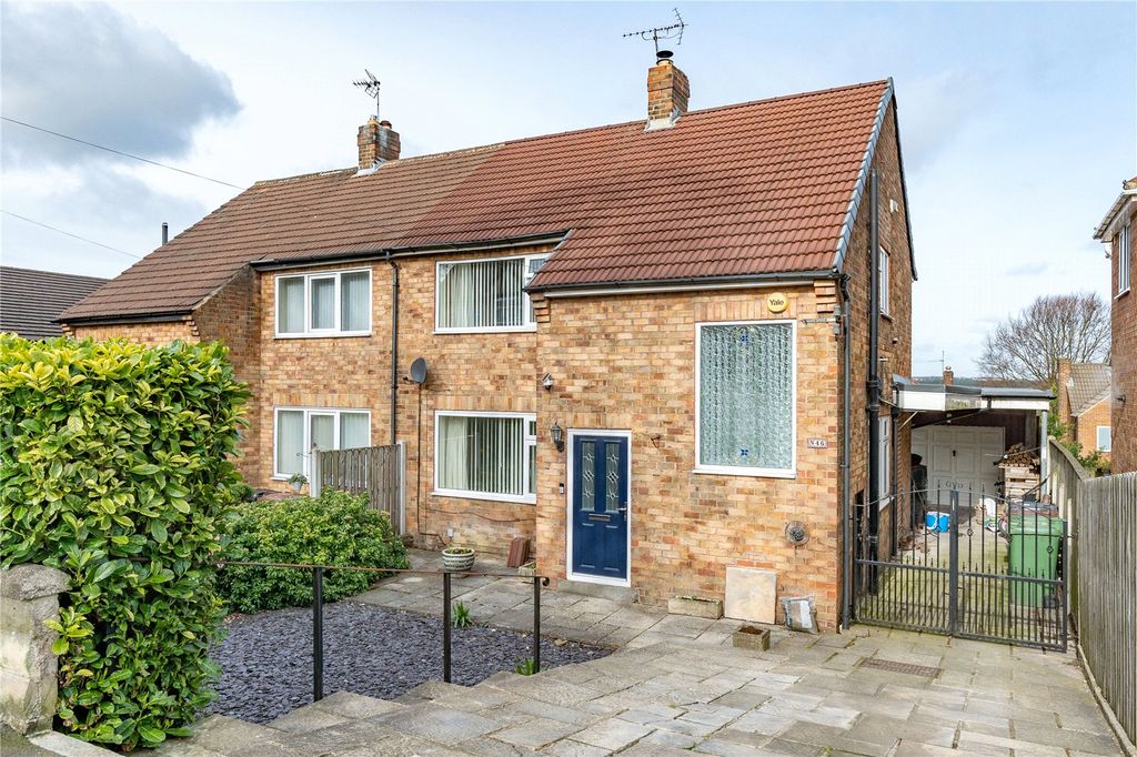 Property photo 1 of 16 Front