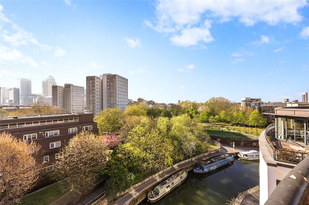 Property photo 2 of 29 Picture No. 14