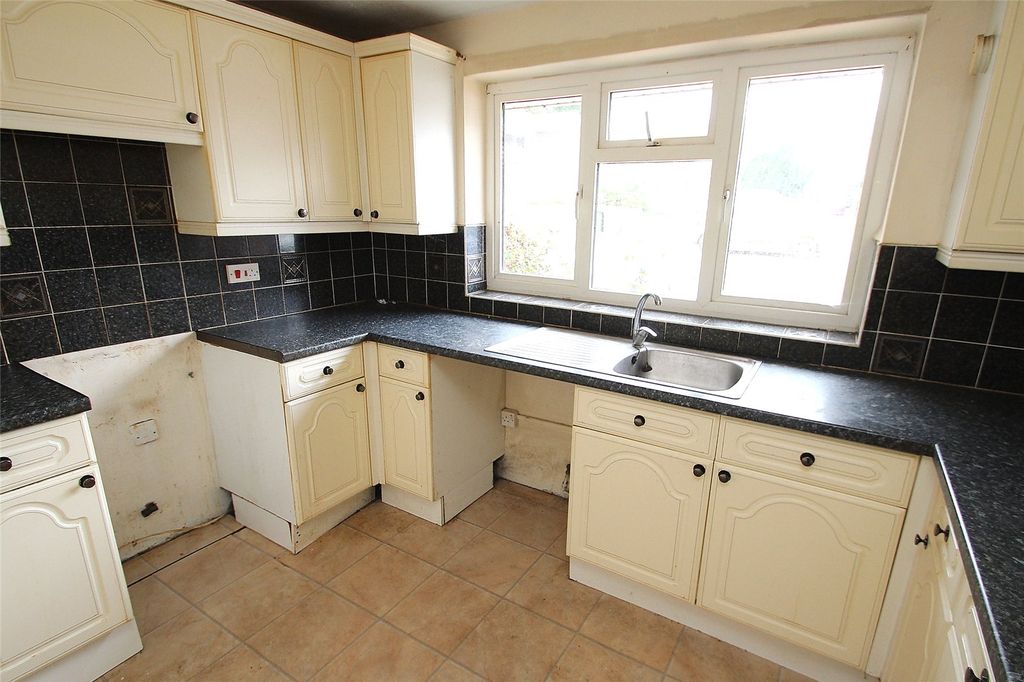 Property photo 3 of 11 Picture No. 01