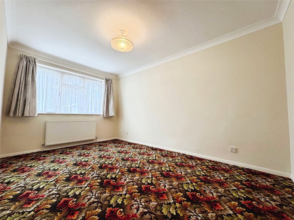 Property photo 3 of 11 Picture No. 14