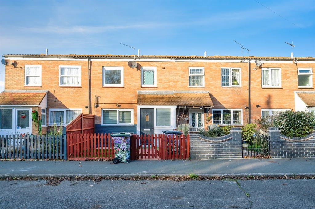 Property photo 1 of 16