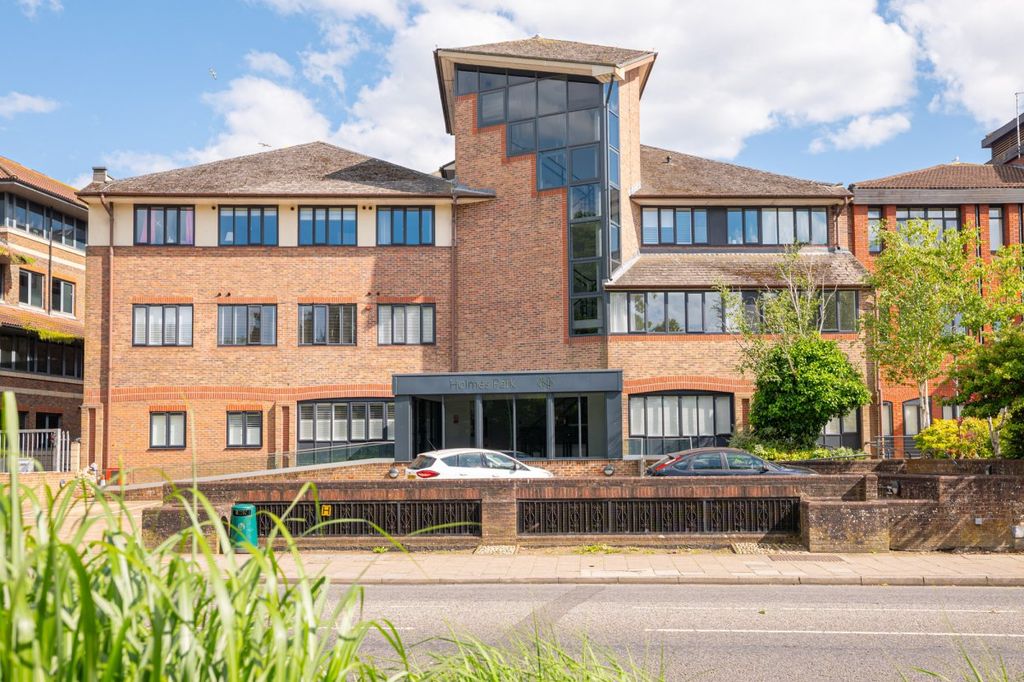 Property photo 1 of 7