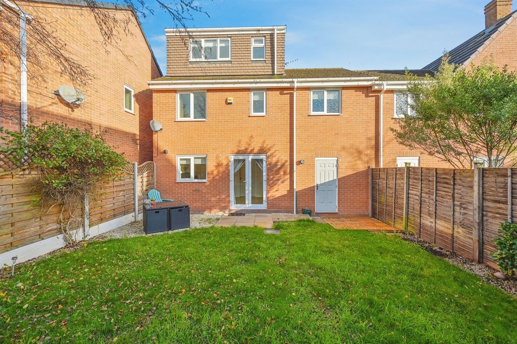 Property photo 2 of 15