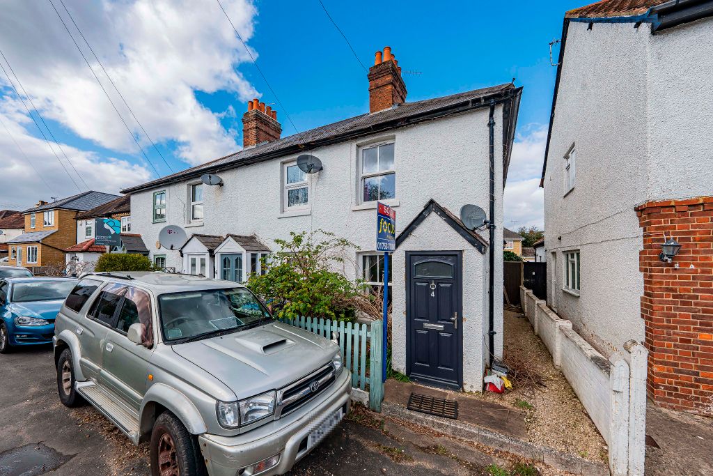 Property photo 2 of 18