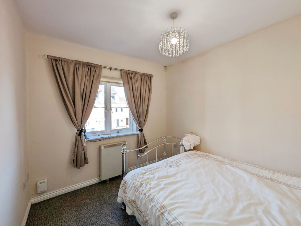 Property photo 3 of 5