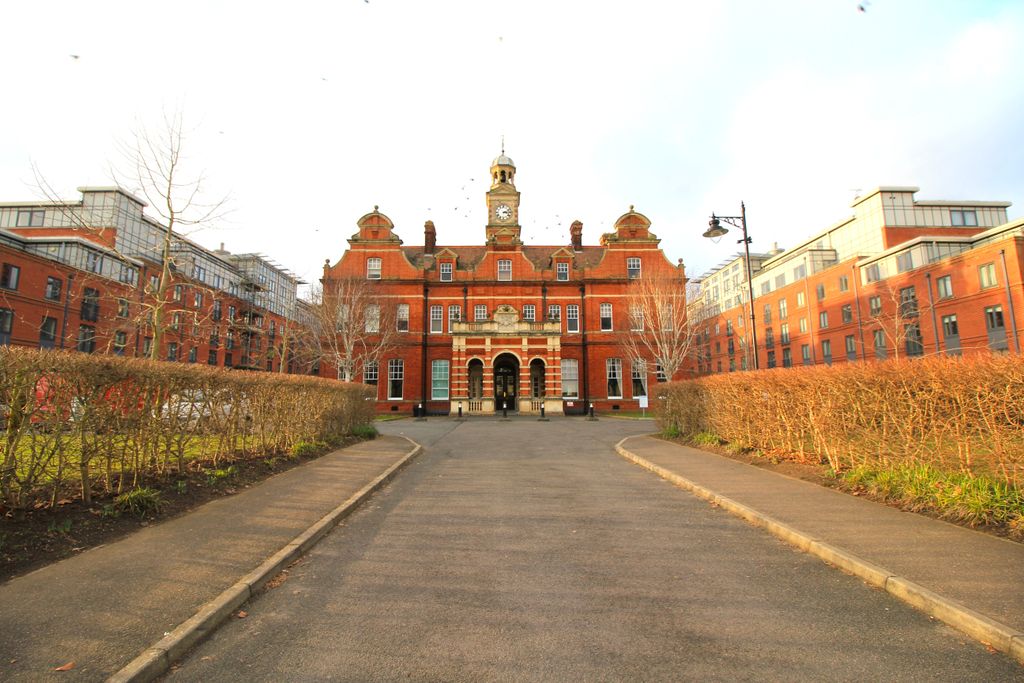 Property photo 1 of 10