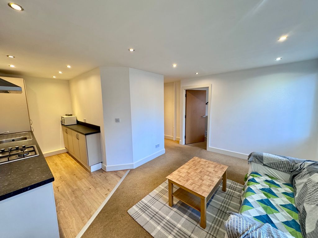 Property photo 3 of 8