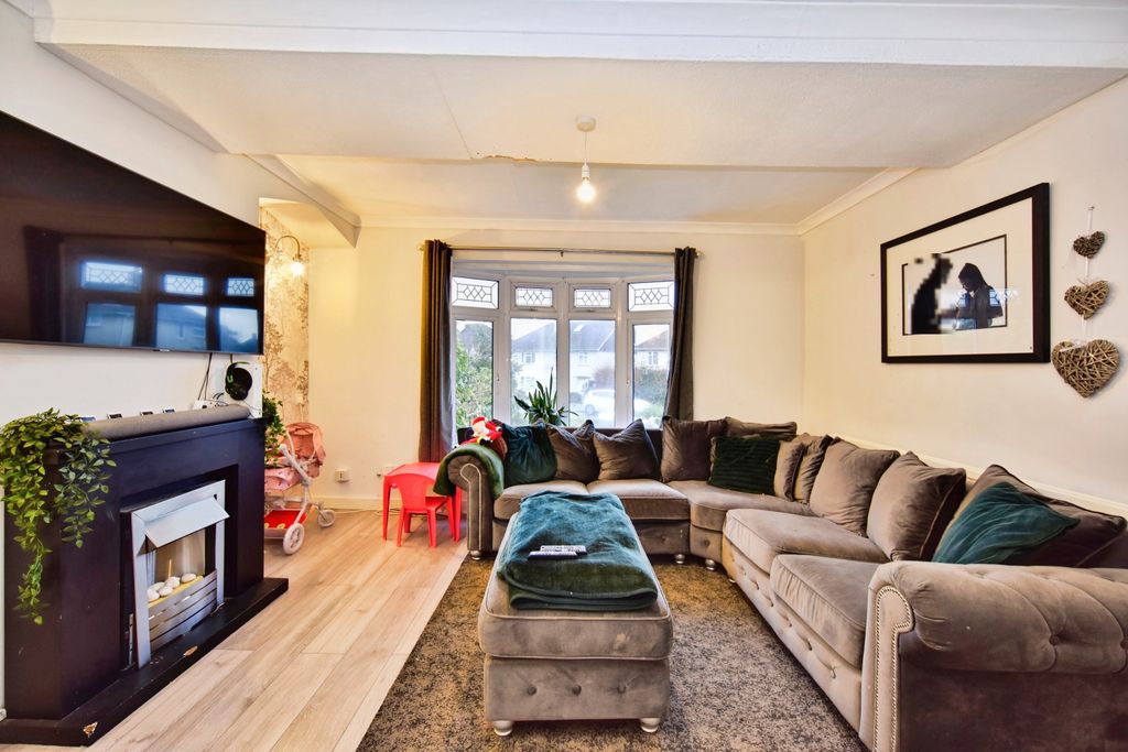 Property photo 2 of 20 Fbb_4860Edit