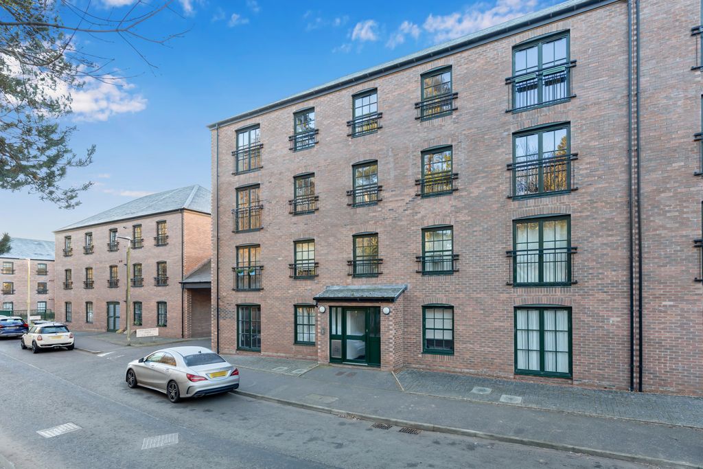 Property photo 1 of 17 Primary Property Image