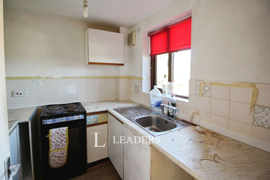 Property photo 3 of 5 Pbox-Img.Jpg