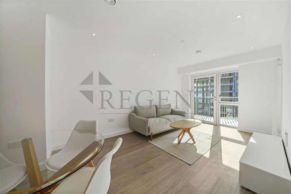 Property photo 1 of 12 Reception