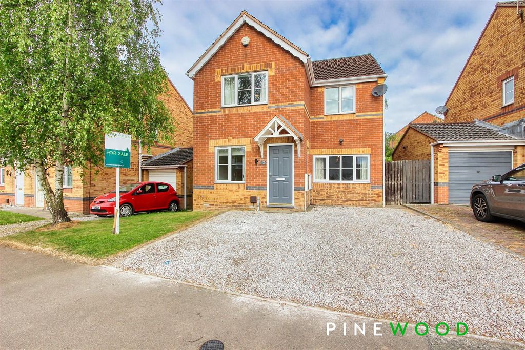 Property photo 1 of 18 Front
