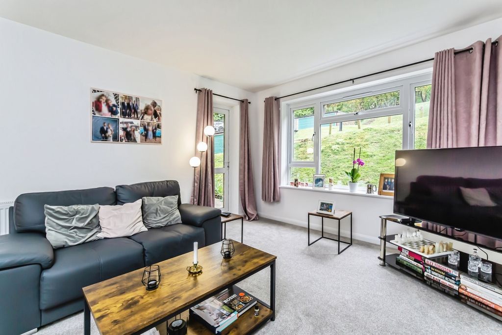 Property photo 1 of 17 Photo