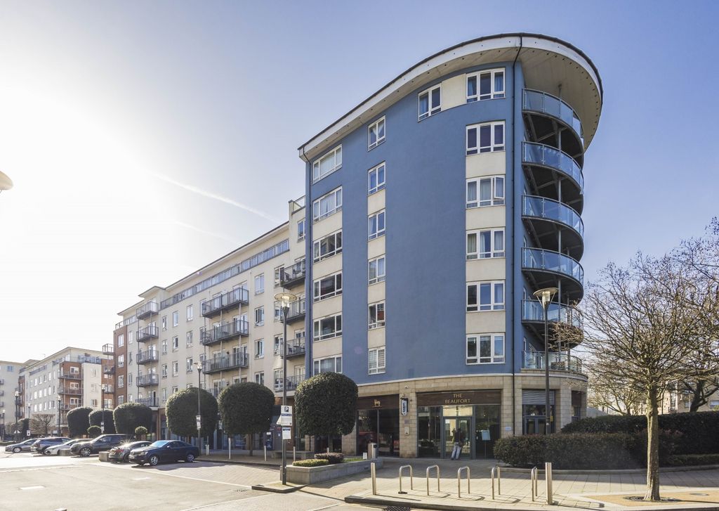 Property photo 1 of 8 Bantam Hse-1603