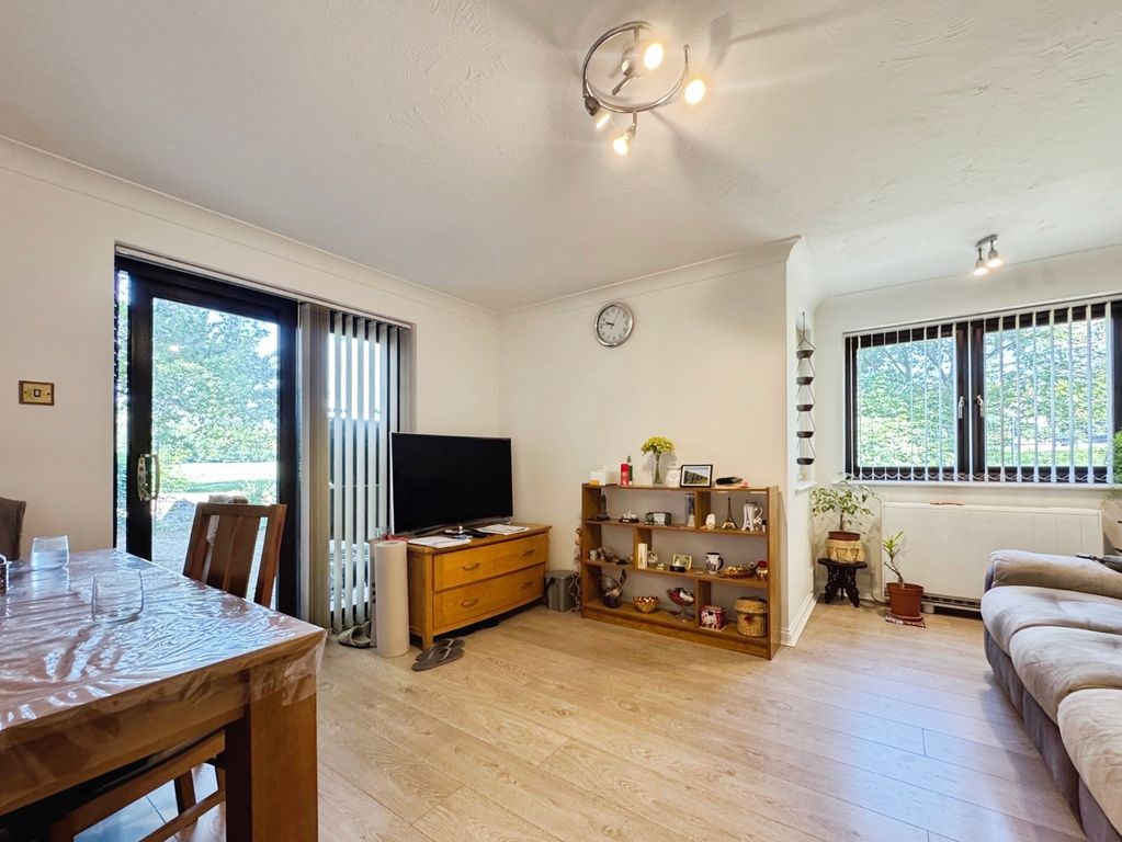 Property photo 3 of 15 Pbox-Img.Jpg