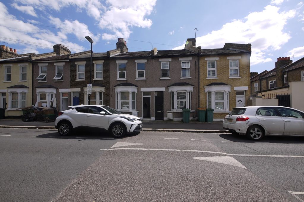 Property photo 1 of 7 4329410
