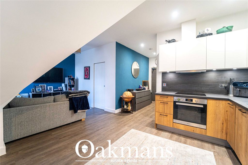 Property photo 3 of 17 Picture No. 16