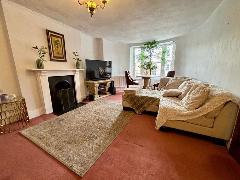 Property photo 2 of 19 Sitting Room