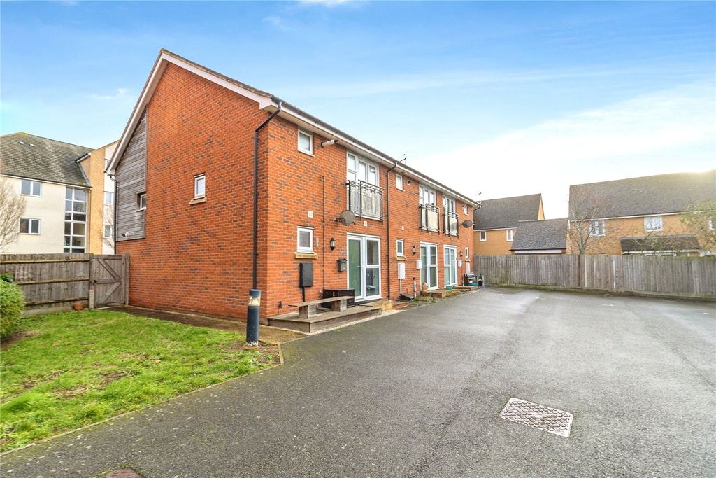 Property photo 2 of 17 Picture No. 18