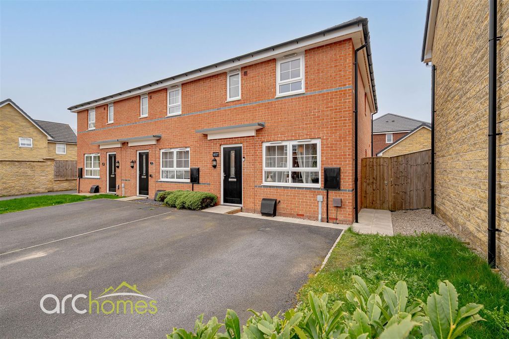 Property photo 1 of 24 Garrick-24.Jpg