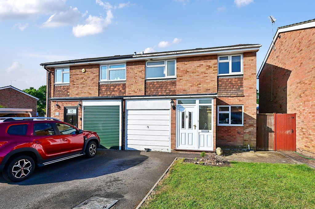 Additional image 13 of 3 bed semi-detached house for saleAshdown Avenue, Farnborough GU14