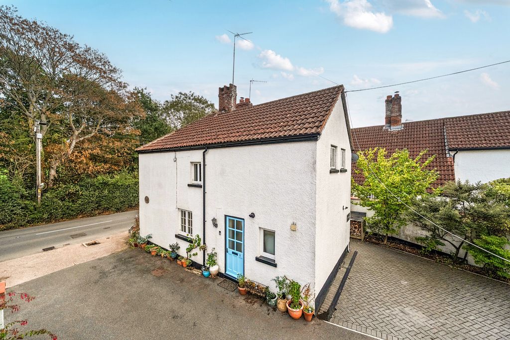 Property photo 1 of 15 1516051-1-1A0864A...