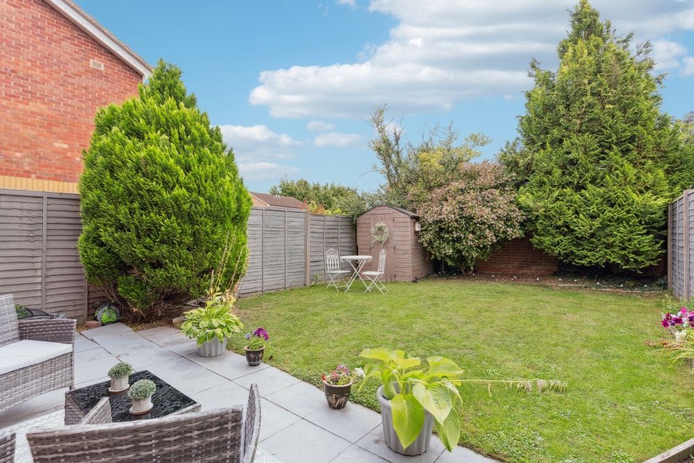 Property photo 2 of 17