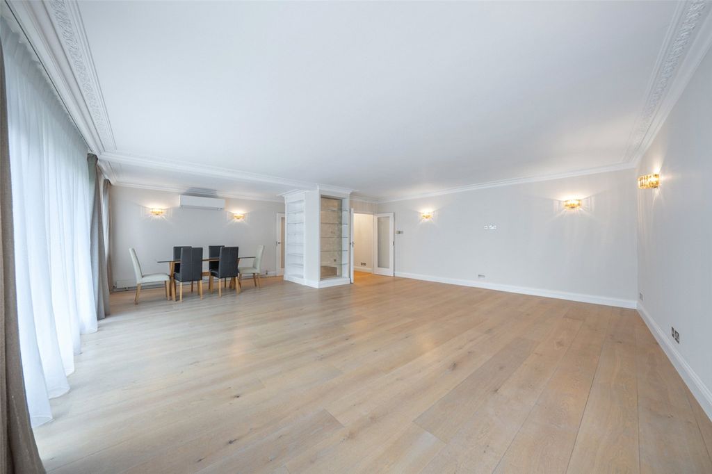 Property photo 3 of 15 Picture No. 02