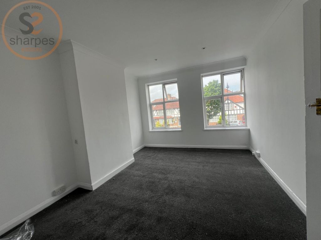Property photo 1 of 7 B70996A8-0c87-4F85-A5B0-5B89678d1181