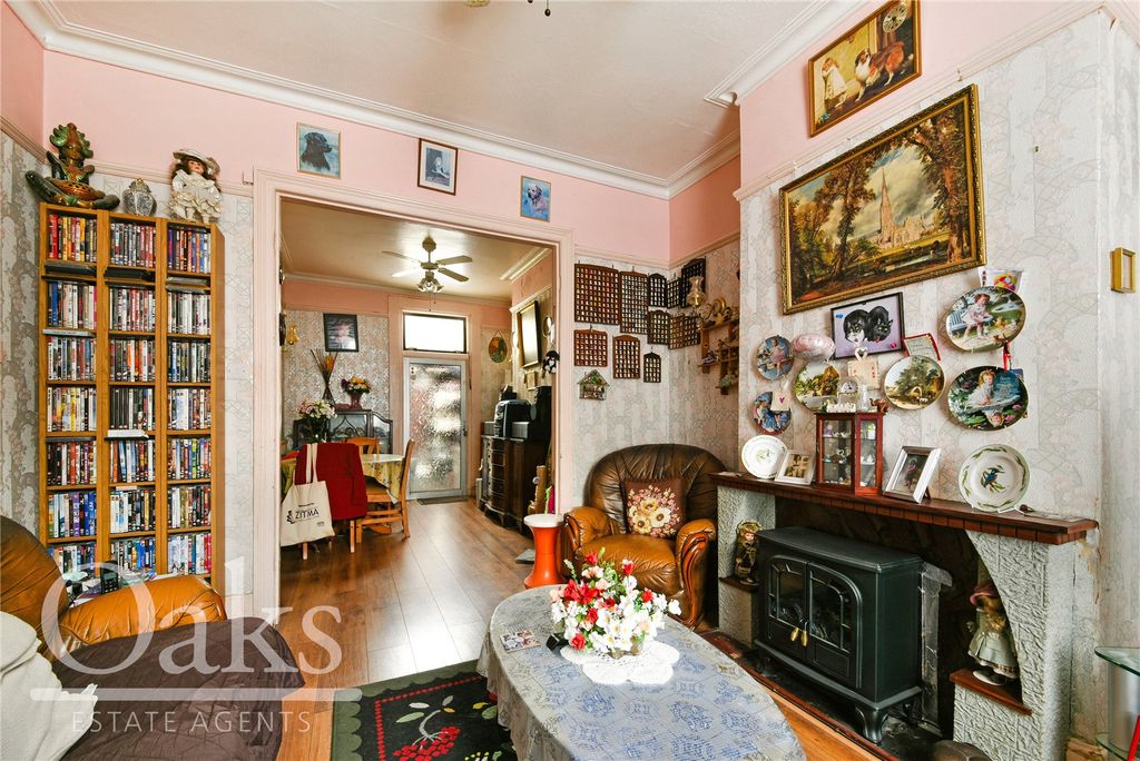 Property photo 3 of 12 Picture No. 10