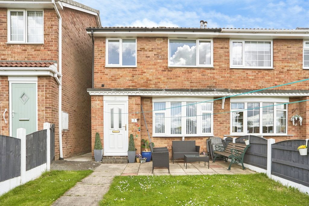 Property photo 1 of 21
