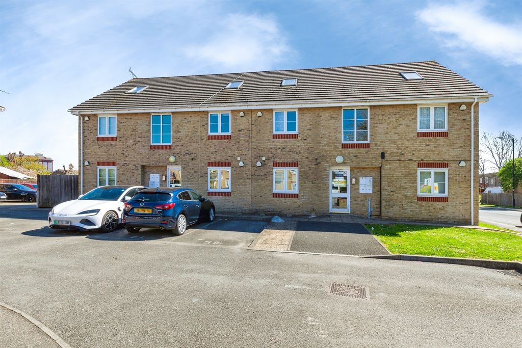 Property photo 1 of 13