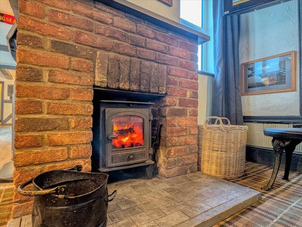 Property photo 3 of 22