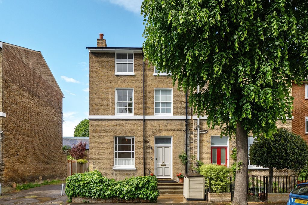 Property photo 1 of 41 1457455-16-6A0490...