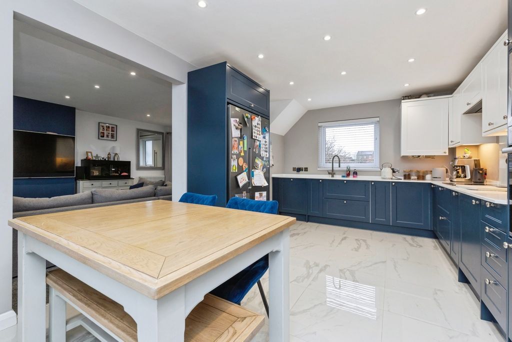 Property photo 2 of 17 Pbox-Img.Jpg