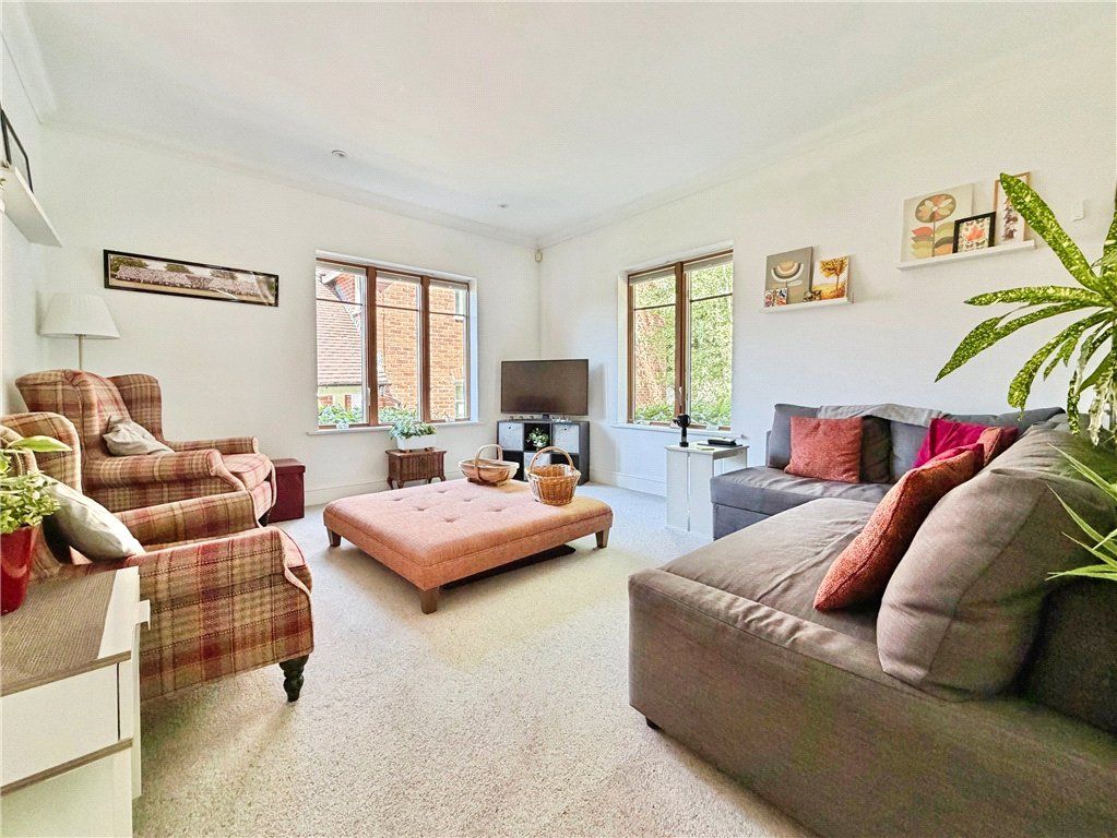Property photo 2 of 17 Picture No. 28