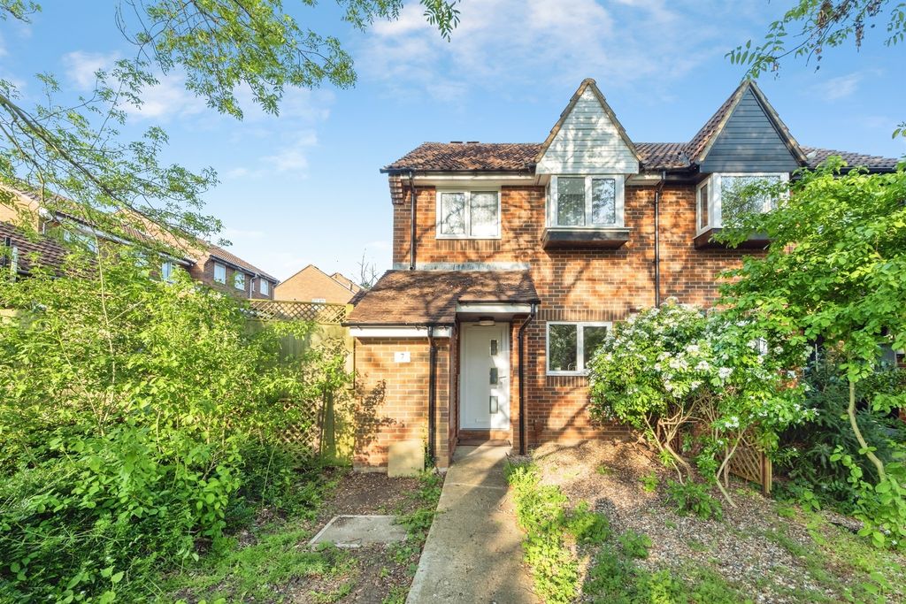 Property photo 1 of 17