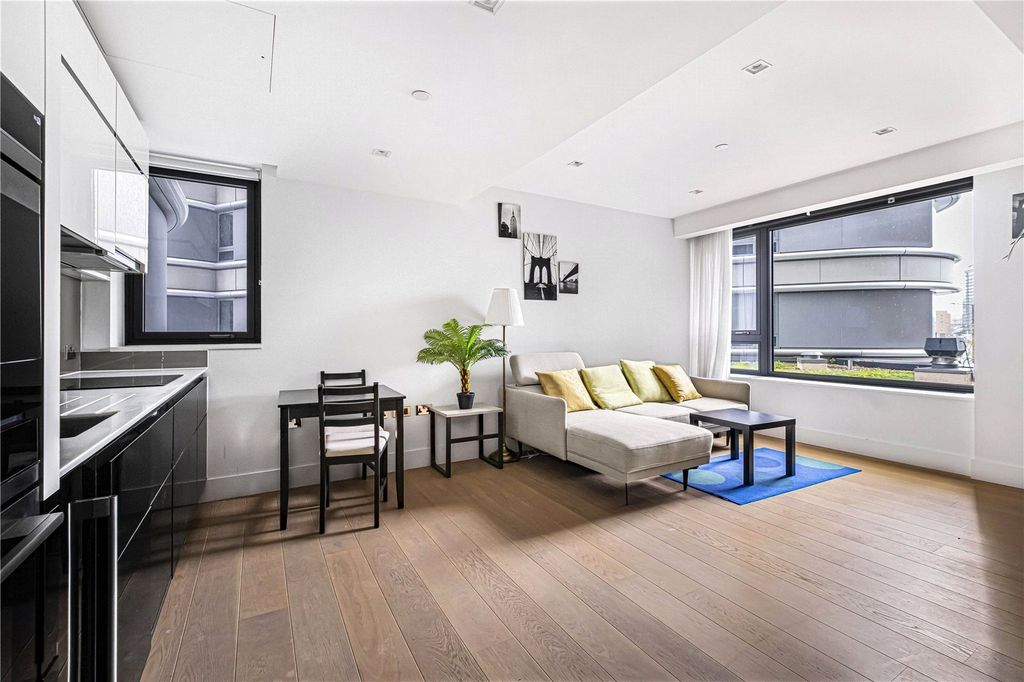 Property photo 3 of 7 Picture No. 02