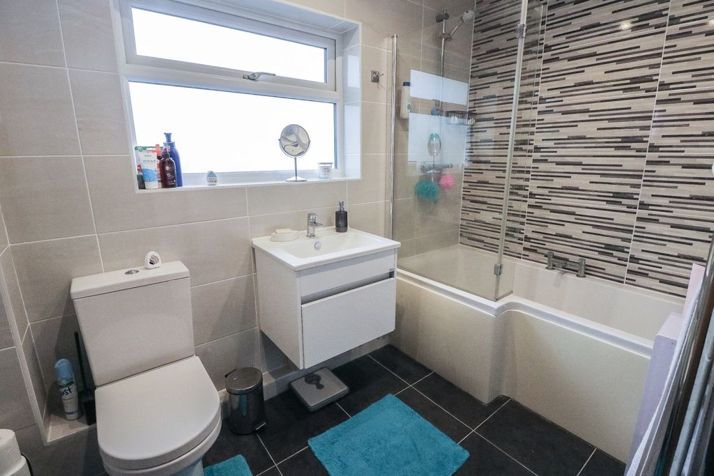 Property photo 3 of 16 2-Img_0647