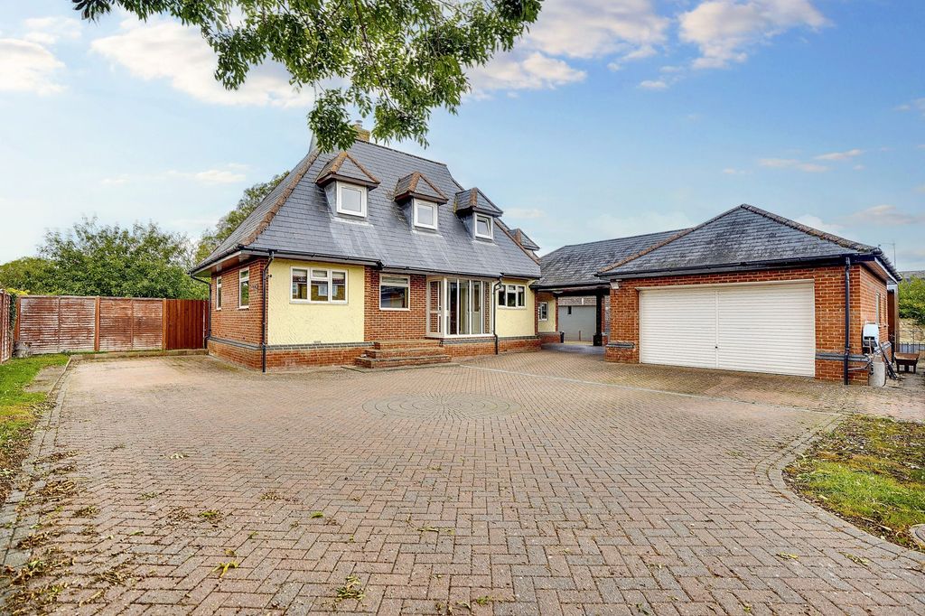 Property photo 1 of 22