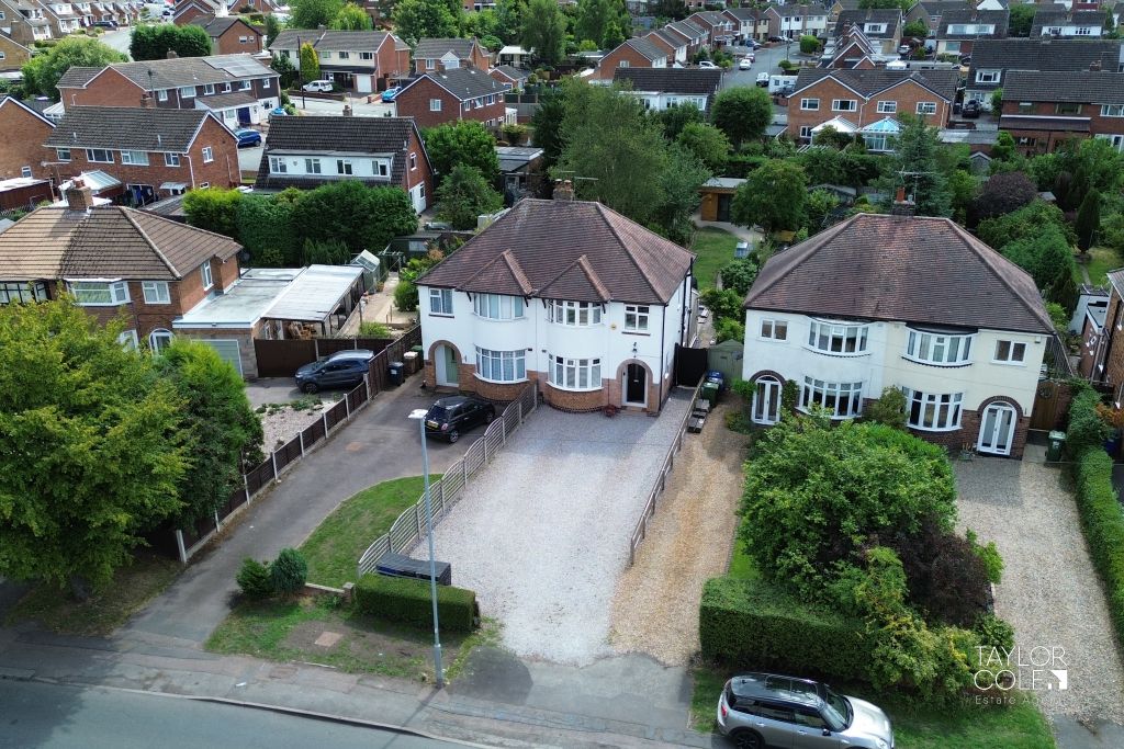 Property photo 2 of 33