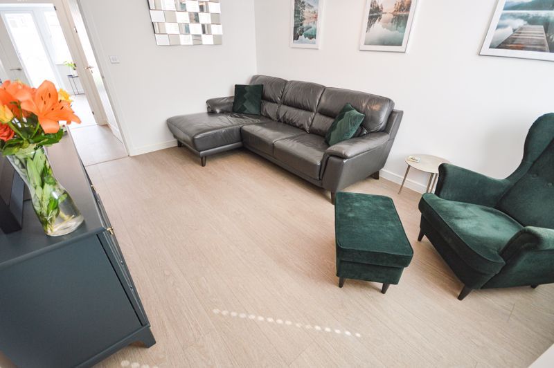 Property photo 3 of 14 Photo 5