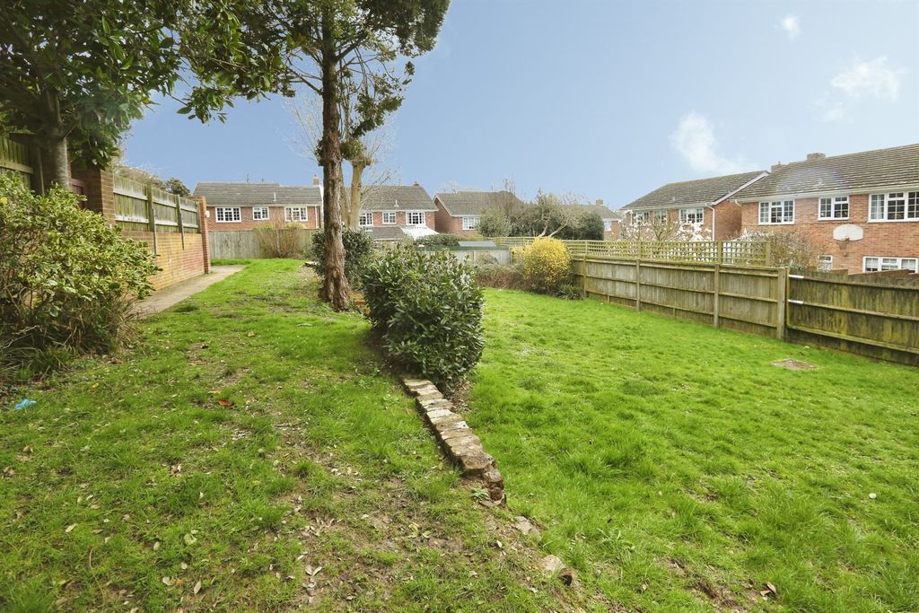 Additional image 18 of 2 bed flat for saleThe Avenue, Fareham PO14