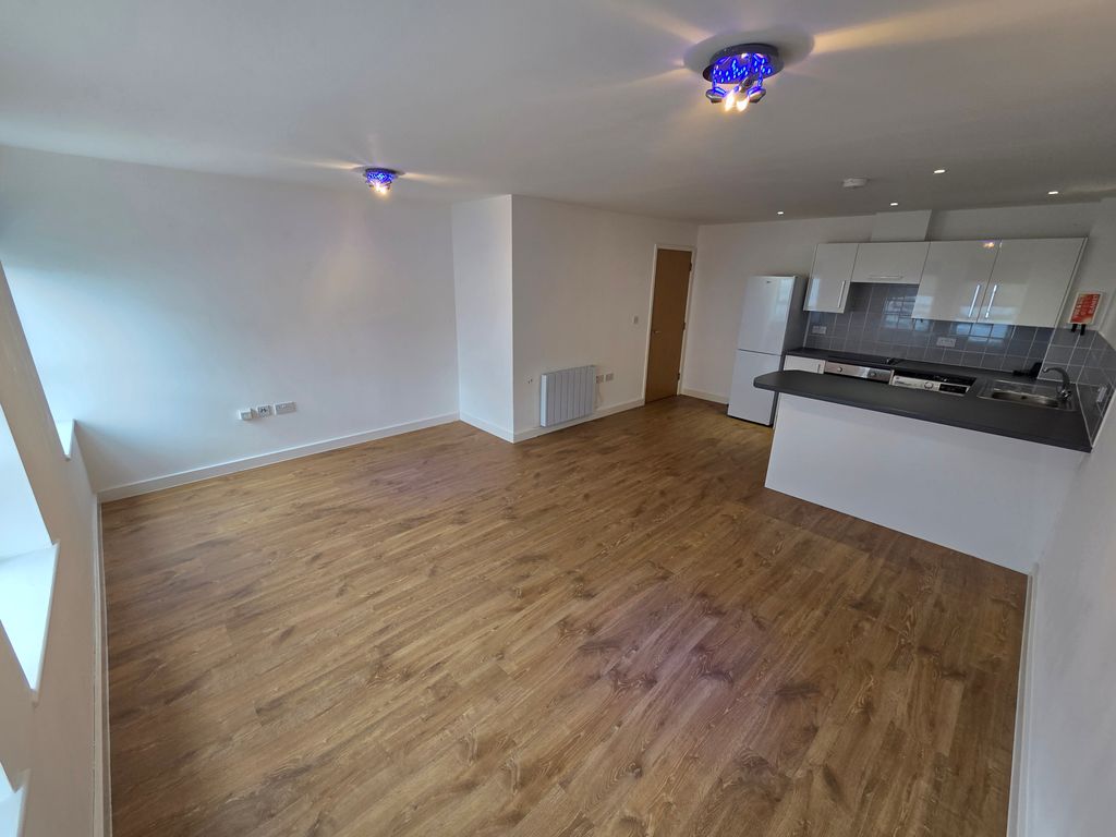 Property photo 1 of 6