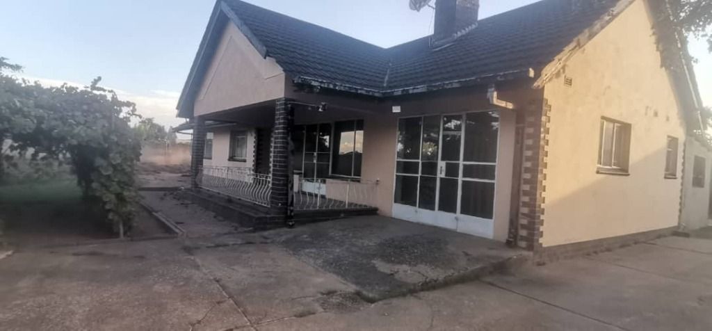 Property photo 1 of 6