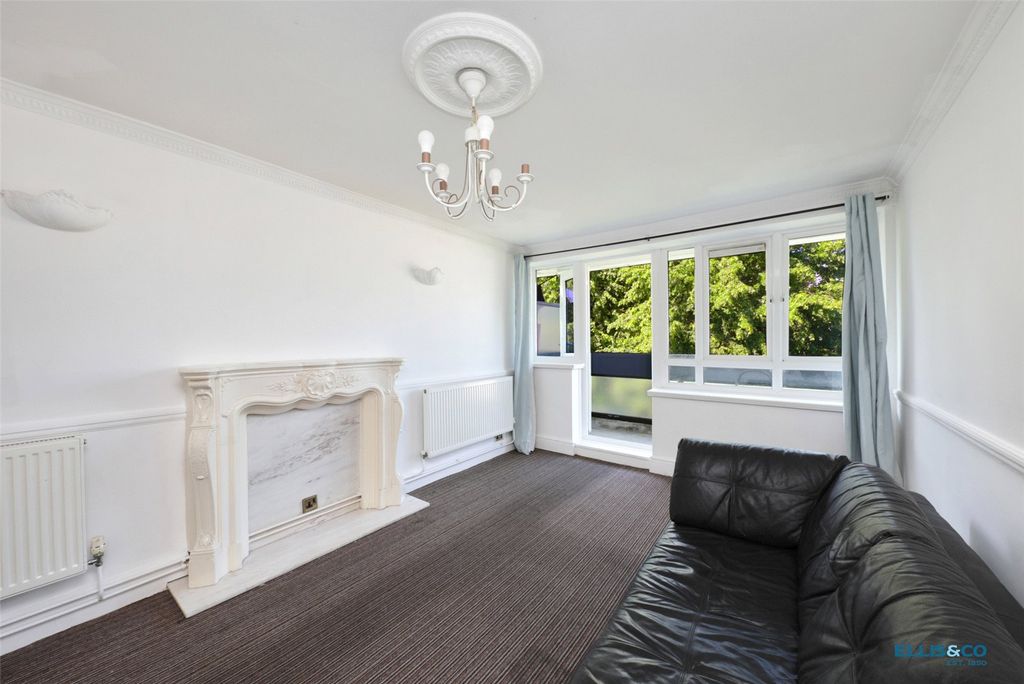 Property photo 1 of 19 Picture No. 10