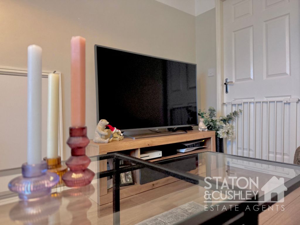 Property photo 3 of 21